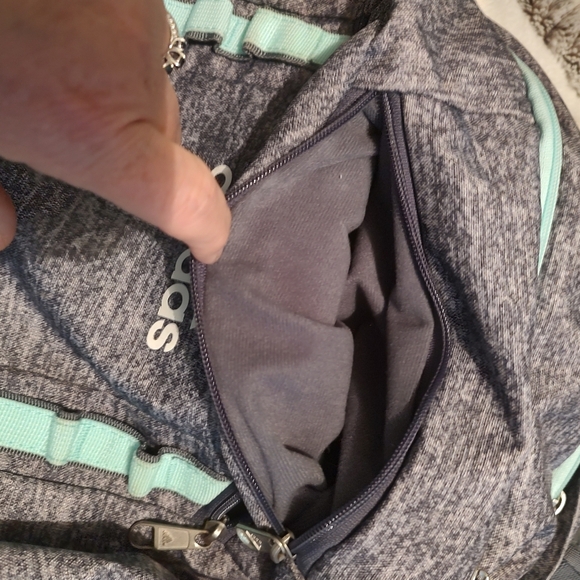 ADIDAS backpack - Picture 10 of 13